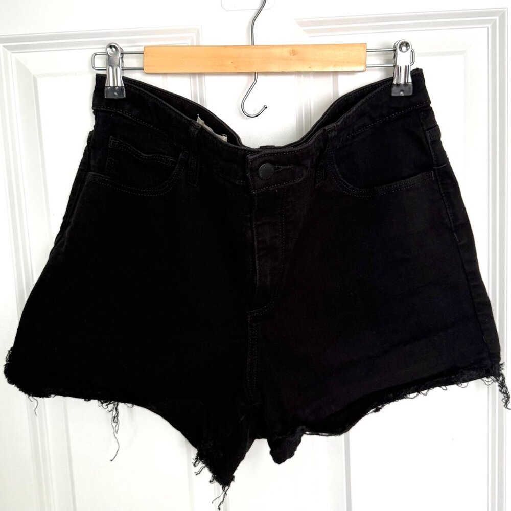 Black Universal Threads High Rise Midi Shorts Size 14 Unfinished Raw Hem 3 inch